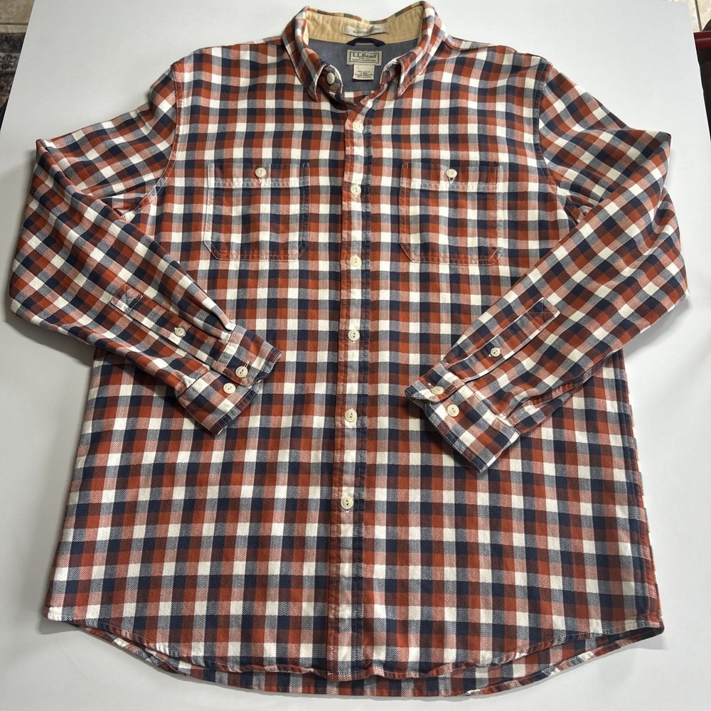 L.L. Bean Men's Size Large Long Sleeve Plaid Flannel Shirt Slightly Fitted EUC